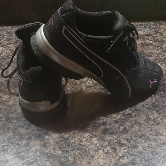 Puma sneakers - Picture 3 of 4